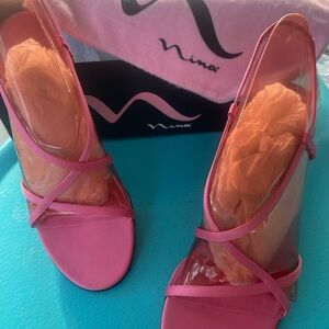 NEW Nina Pink Strappy Sandle size 8 1/5